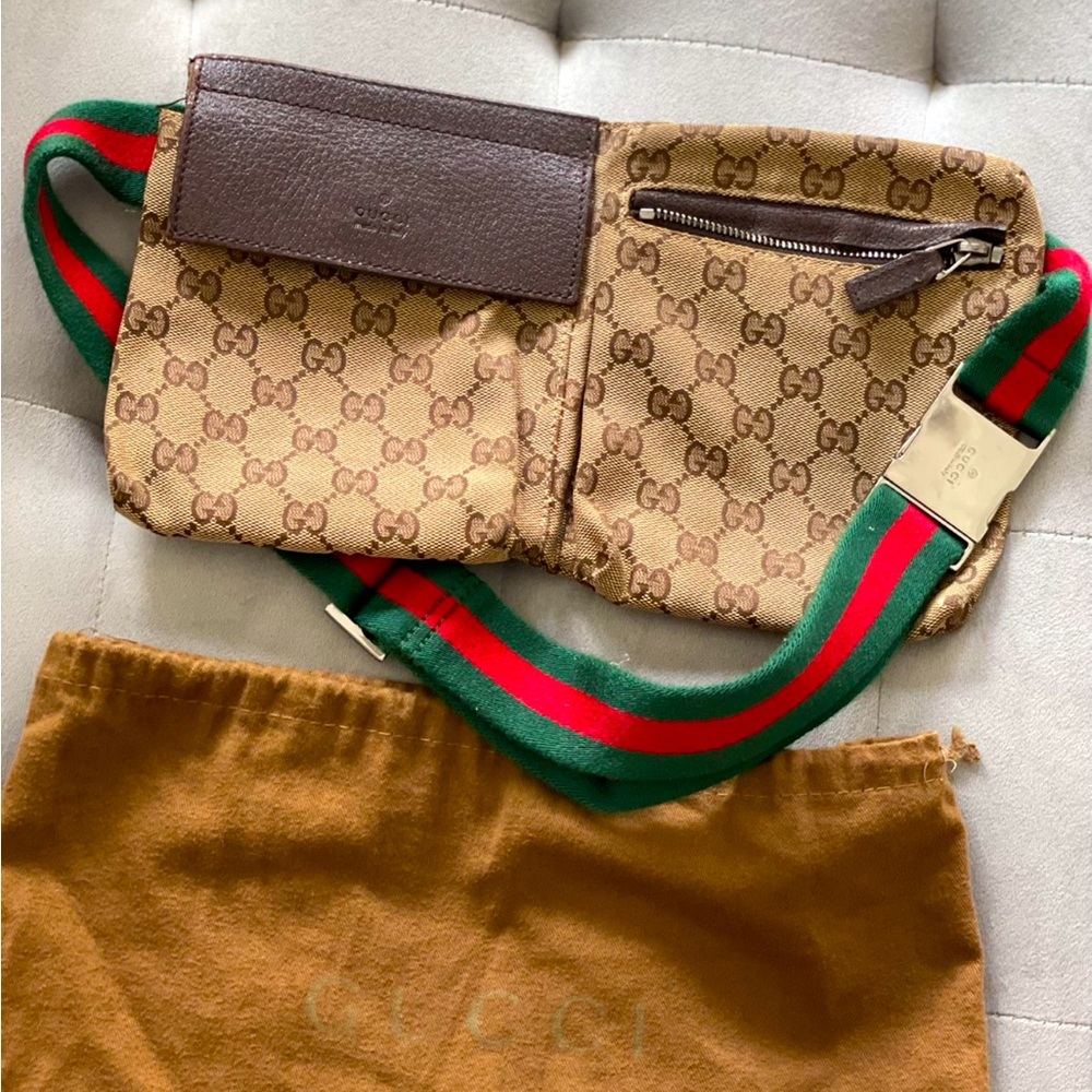 GG Monogram Double Pocket Belt Bag light Brown Used.